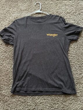 Wrangler Men's Charcoal Short Sleeve Tee with Yellow Logo